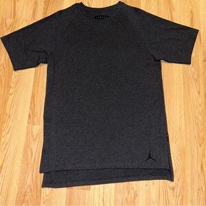 Nike Air Jordan Men’s Large Dark Grey Tech Tee Shirt Retro